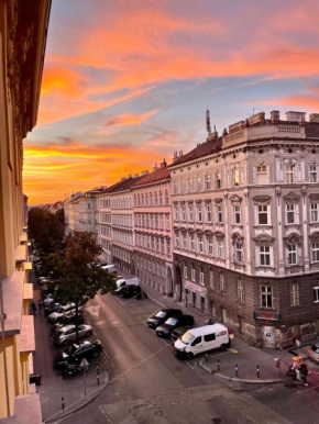 Trendy apartment near Schloss Schönbrunn